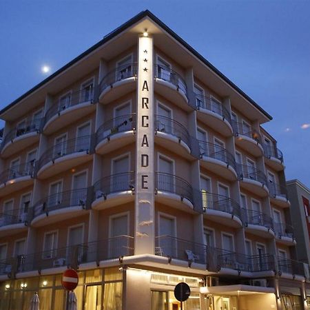 Hotel Arcade Rimini Esterno foto